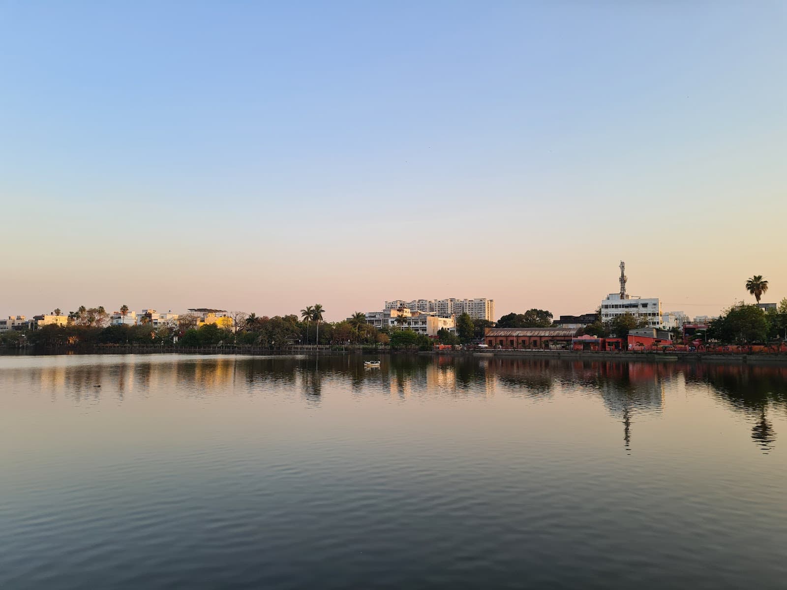 Gandhi Sagar Lake - Image 1