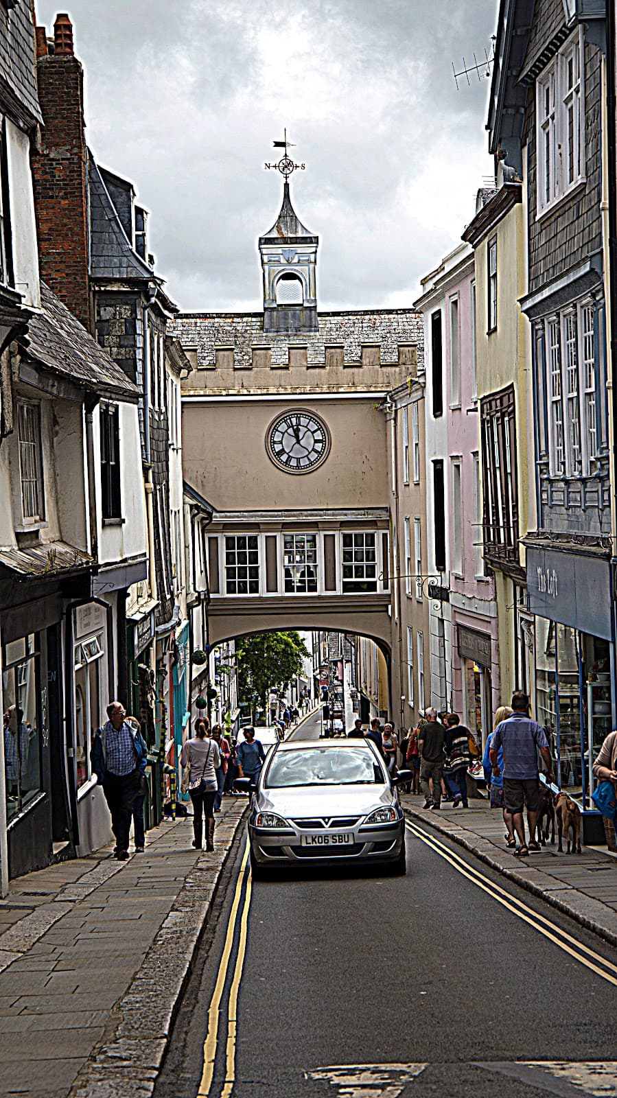 High Street Totnes - Image 1