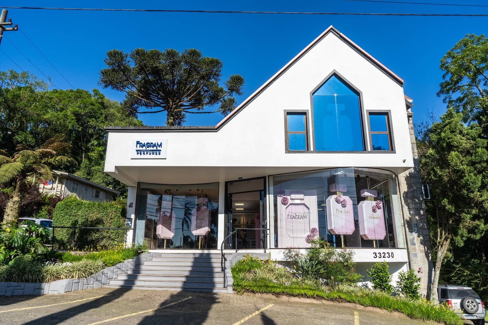 Fragram's Signature Scents