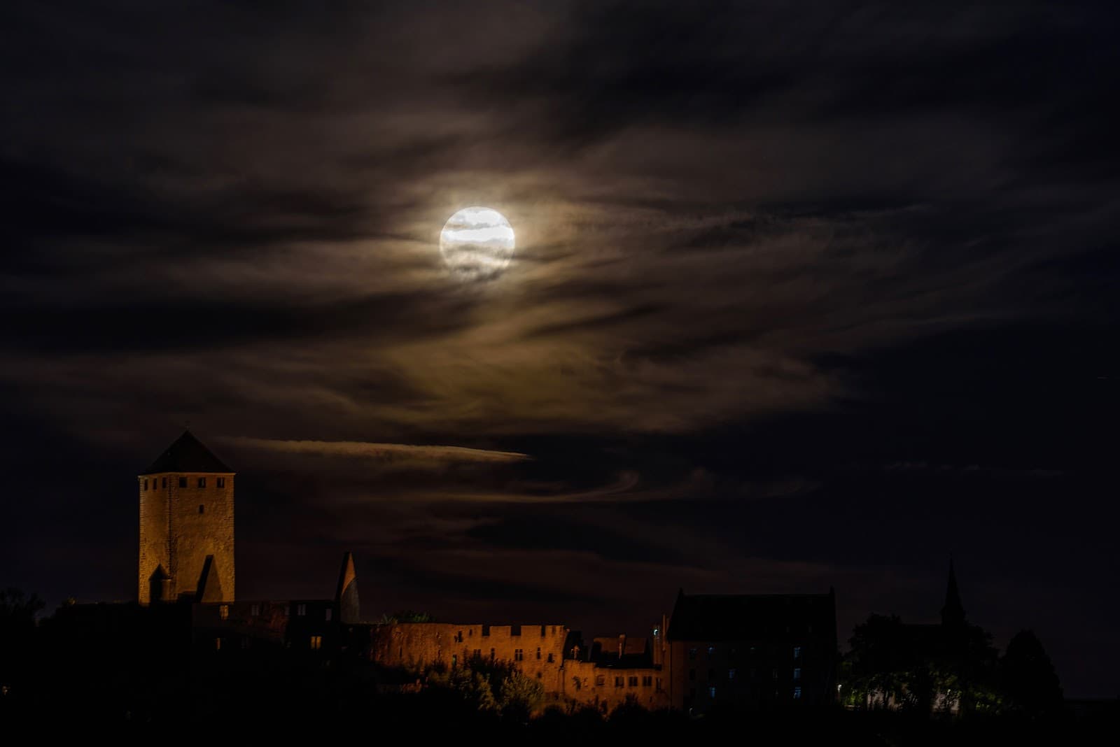 Lichtenberg Castle (Burg Lichtenberg) - Image 1