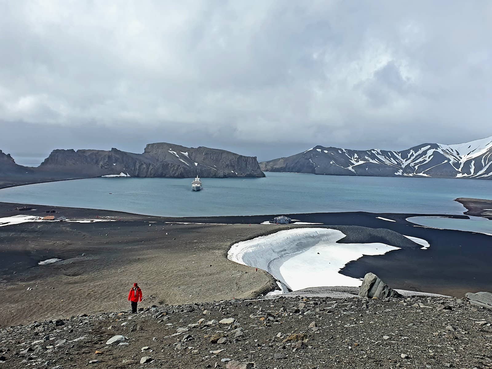 Neptune's Bellows Entrance