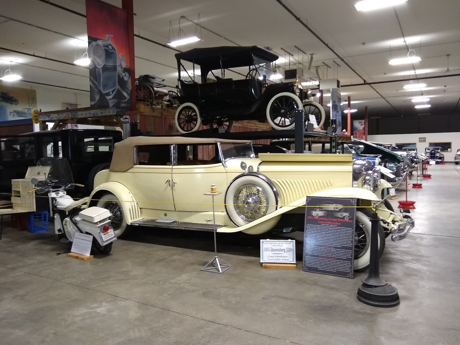Antique Car Museum of Iowa - Image 1