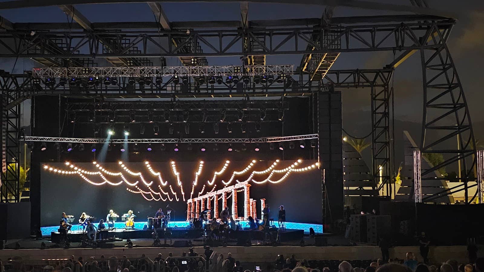 Family-Friendly Park Area