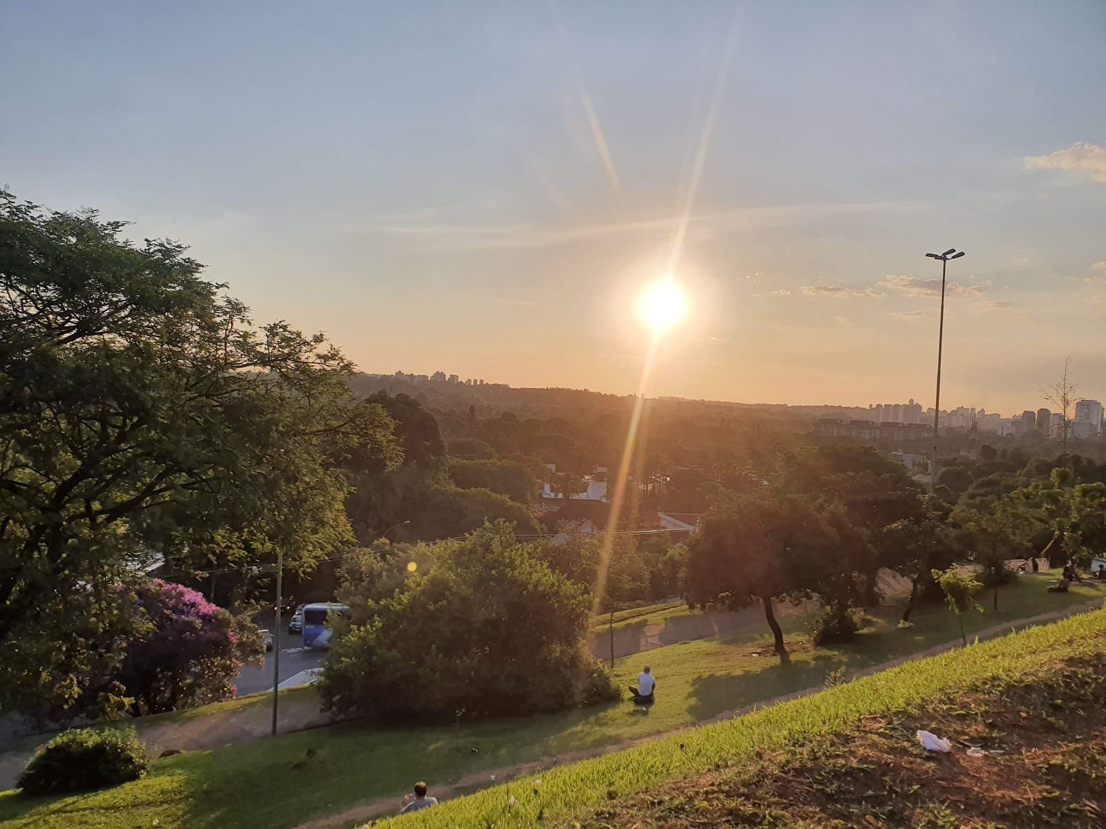 Praça Pôr do Sol - Image 1