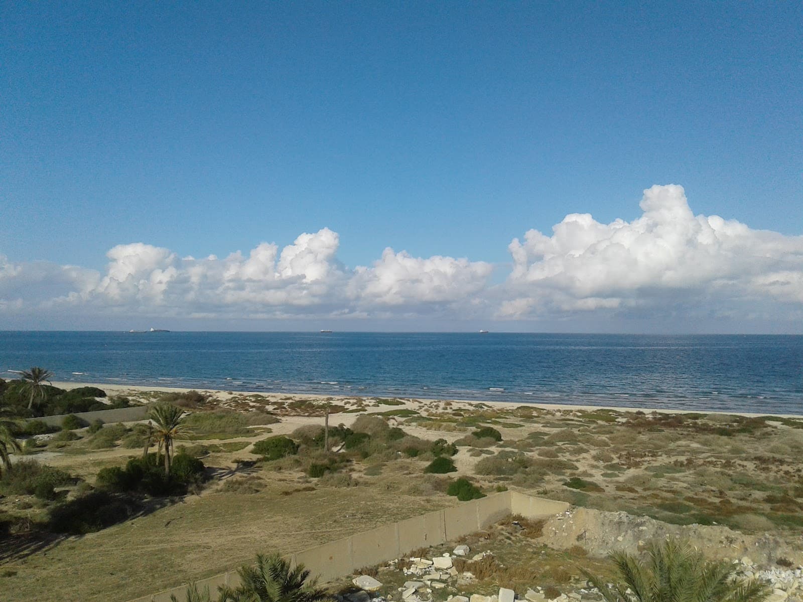 Sidi Abdelhamid Quarter and Coast - Image 1