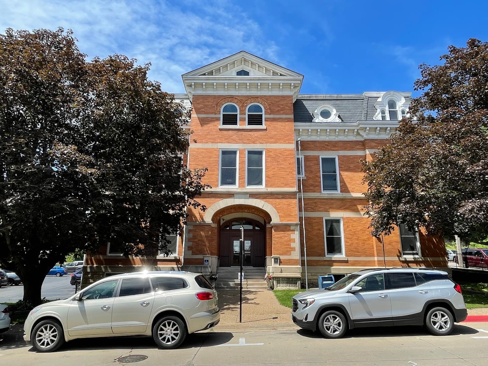 Jo Daviess County Courthouse - Image 1
