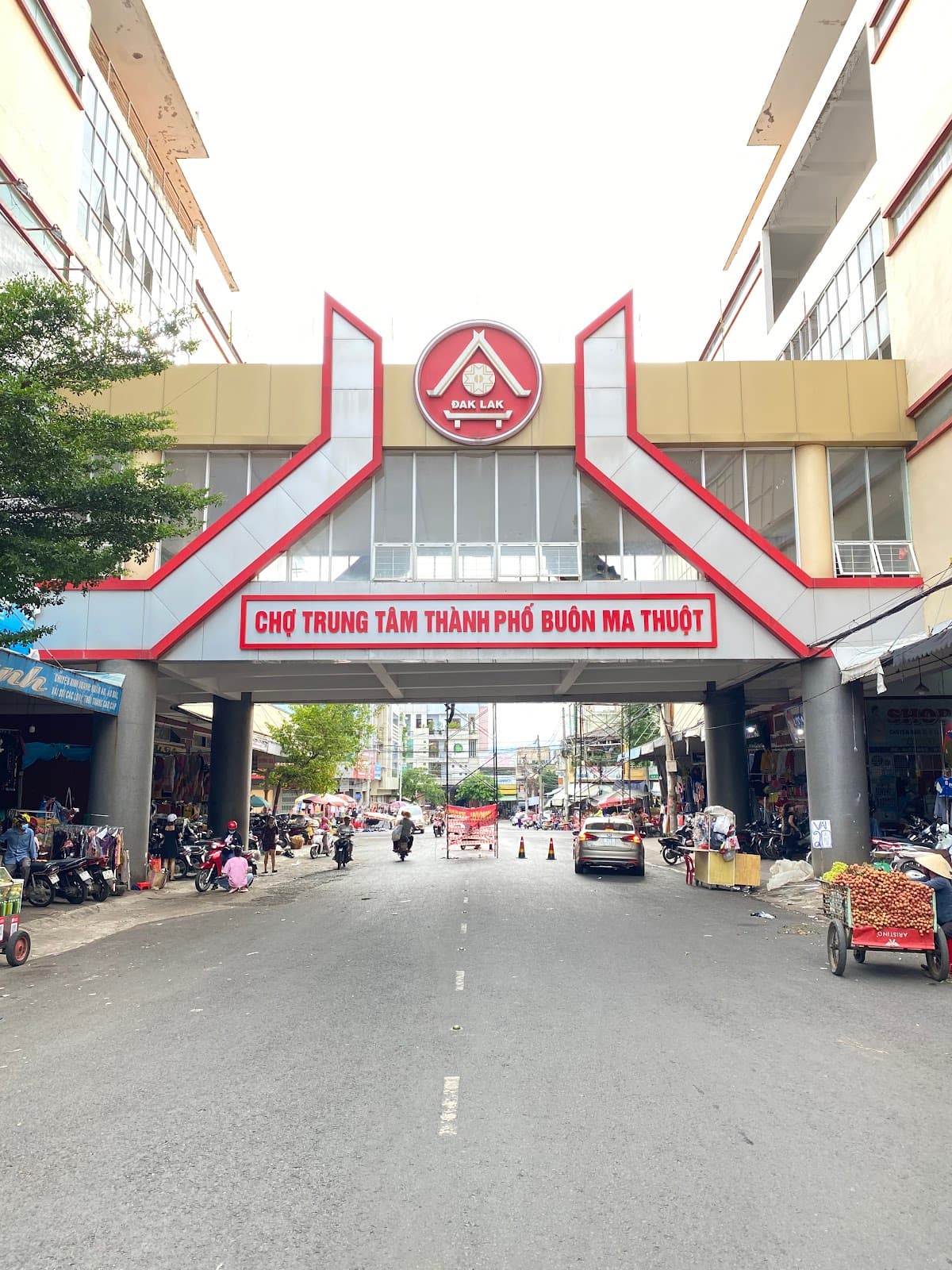 Buon Ma Thuot Central Market - Image 1