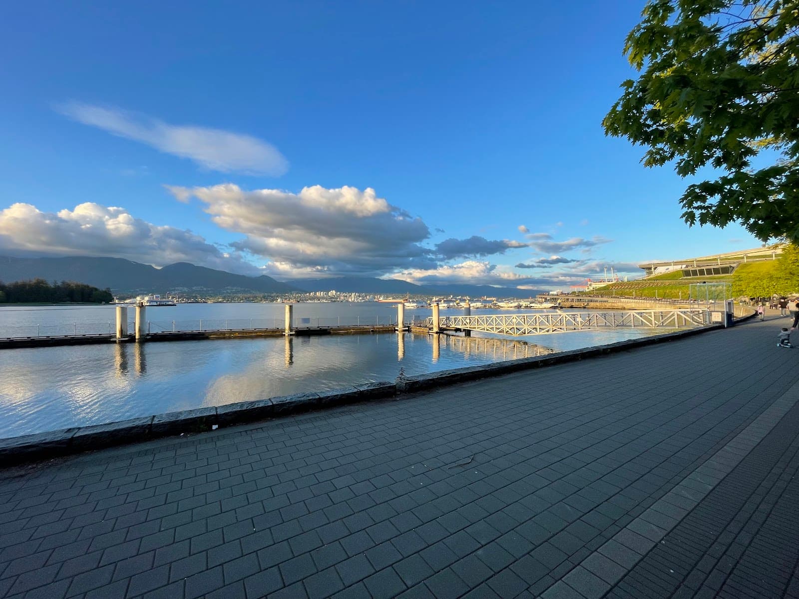 Coal Harbour Seawall Vancouver - Image 1