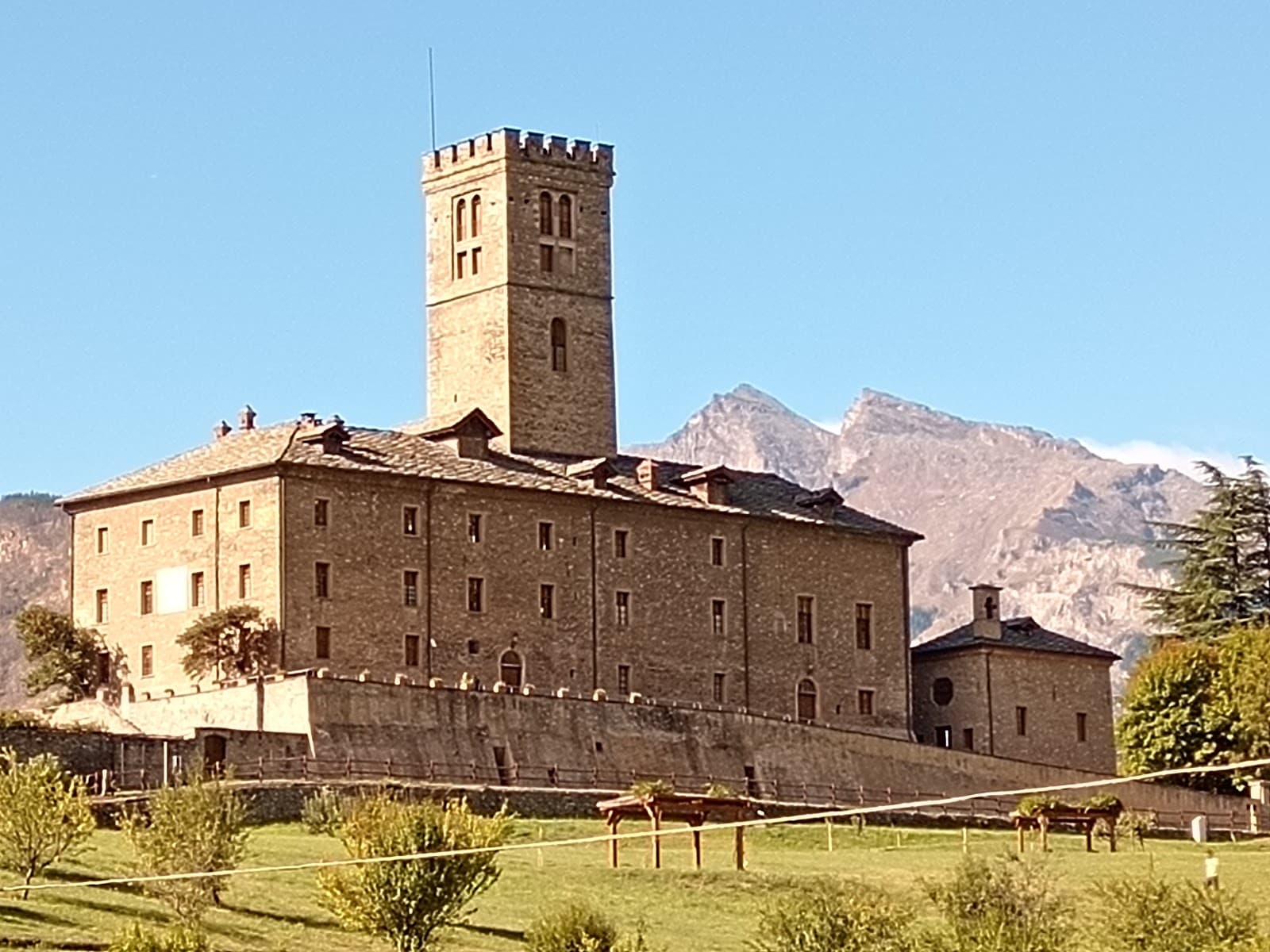 Sarre Royal Castle - Image 1