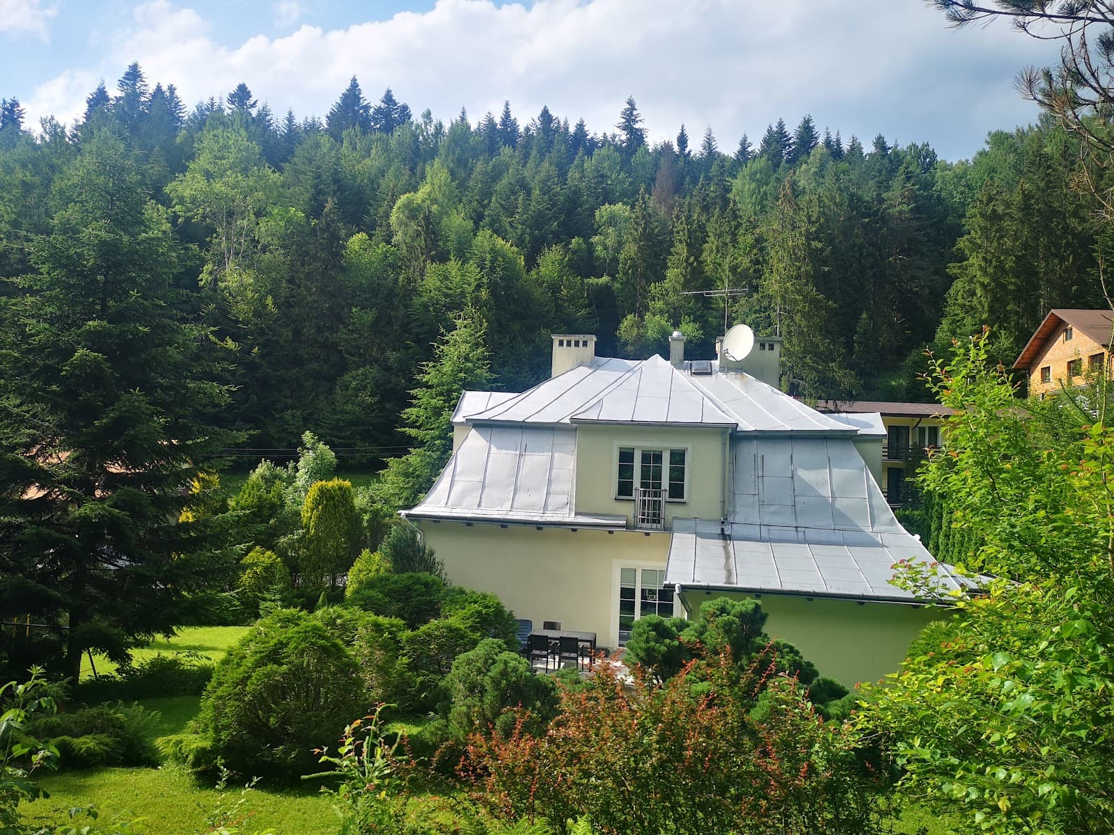 Dworek Gościnny - Image 1