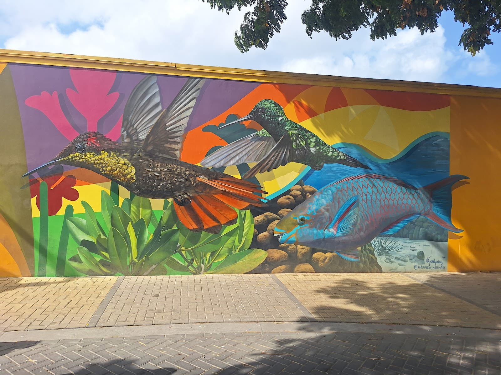 San Nicolas Street Art District - Image 1