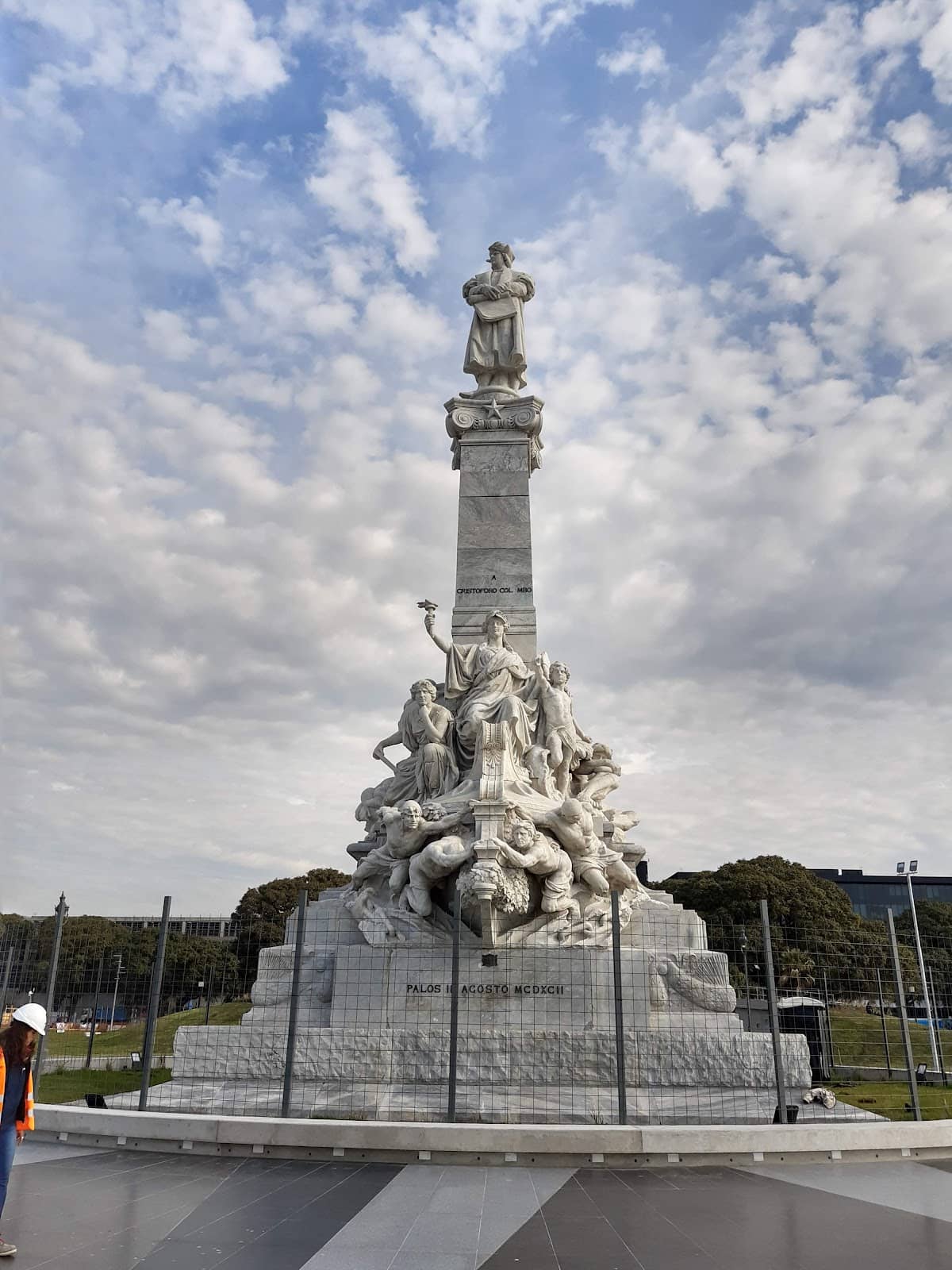 Columbus Monument