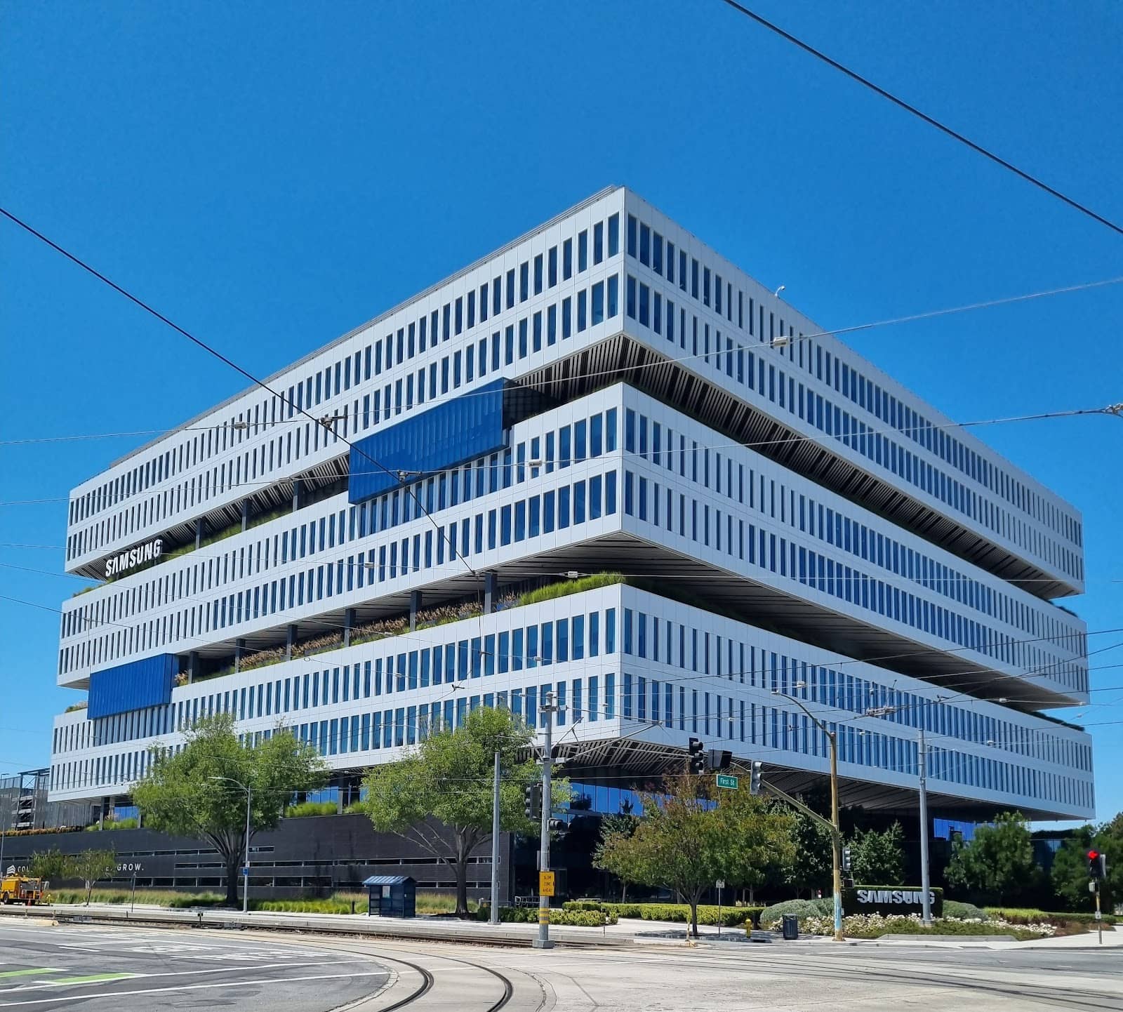 Ultra Wide Selfie Spot