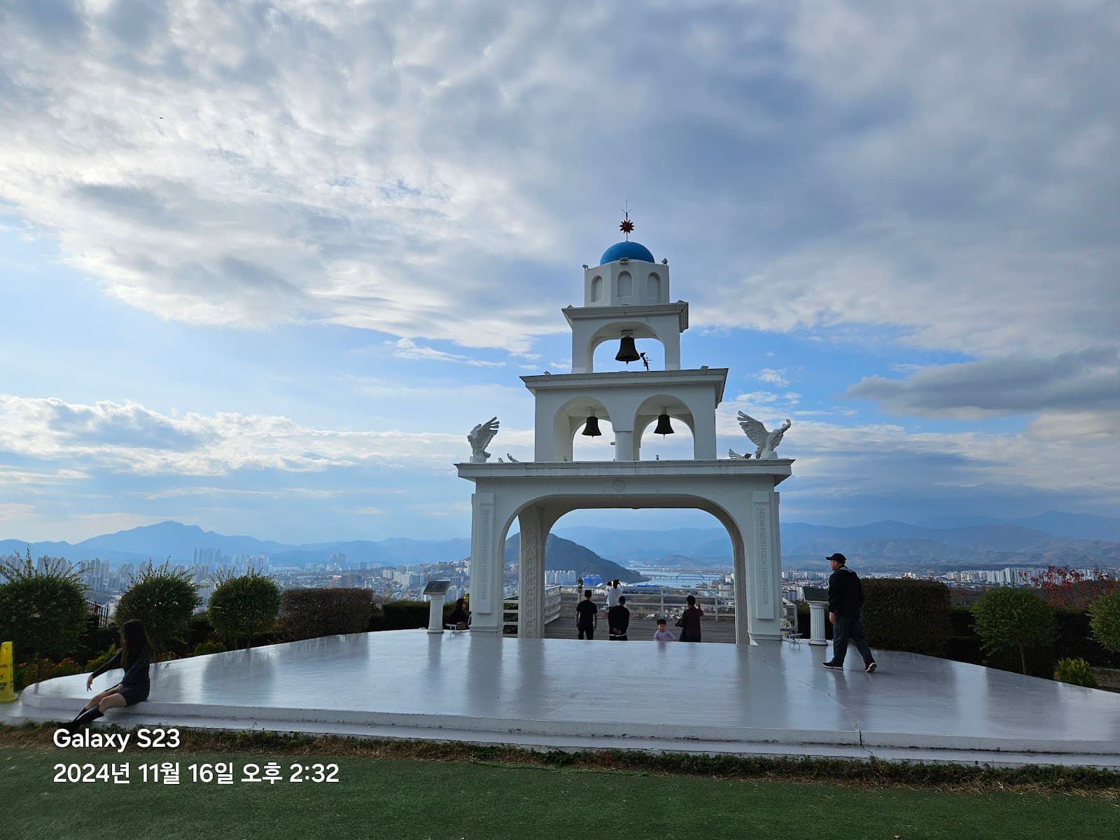 Gubongsan Observatory & Cafe Street - Image 1