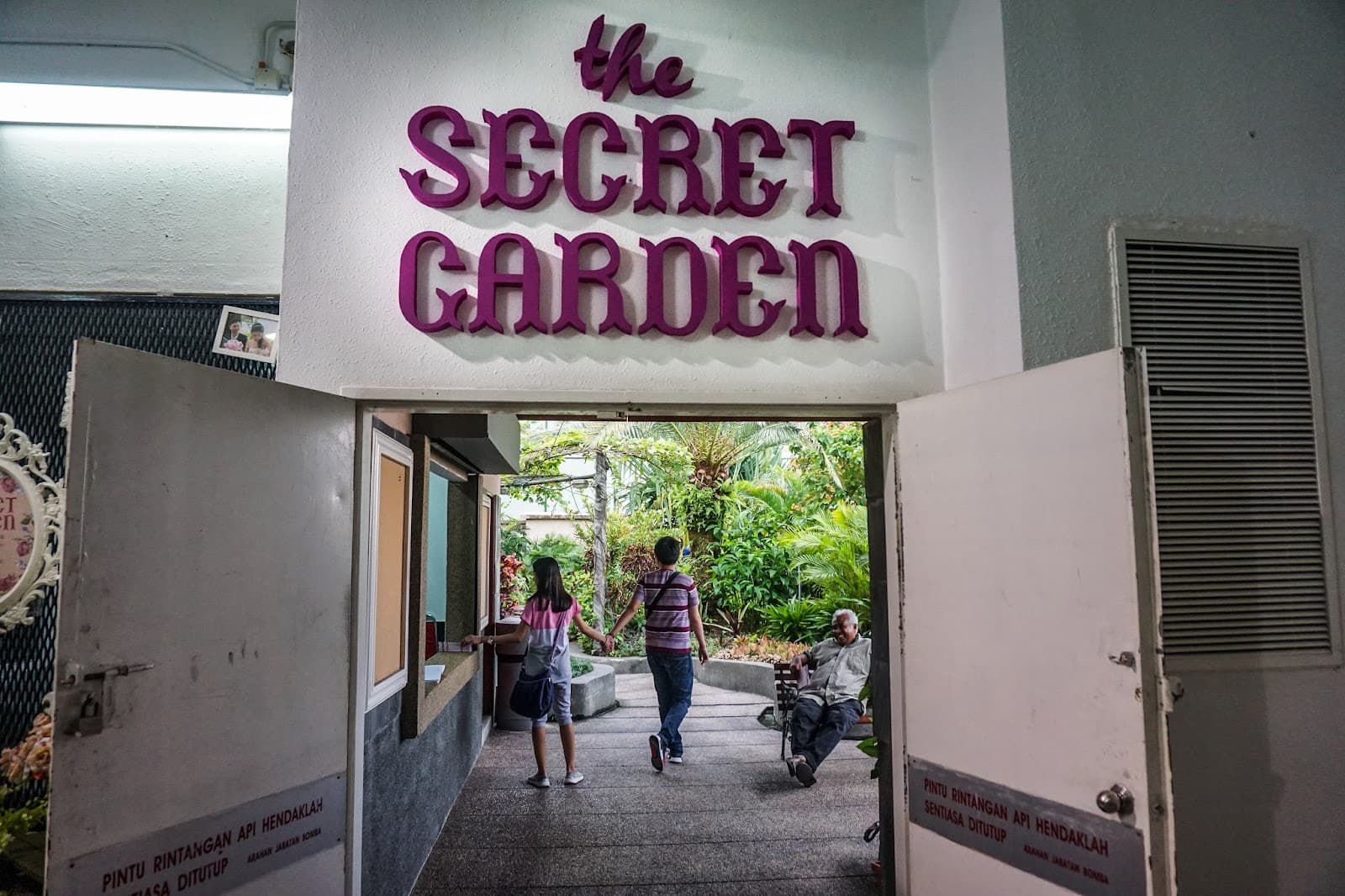 The Secret Garden 1 Utama - Image 1