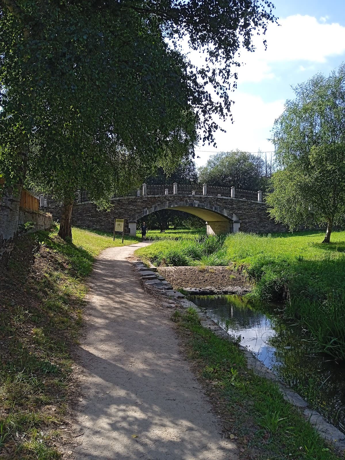 Parque do Río Rato Greenway - Image 1