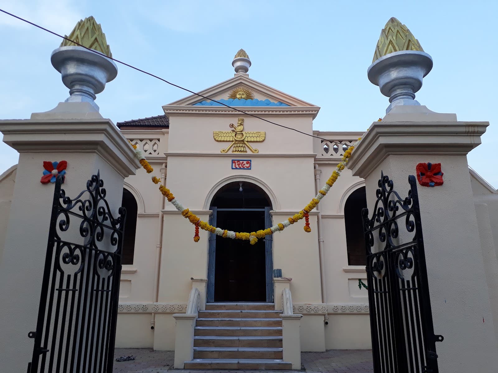 Surat Parsi Agiary - Image 1