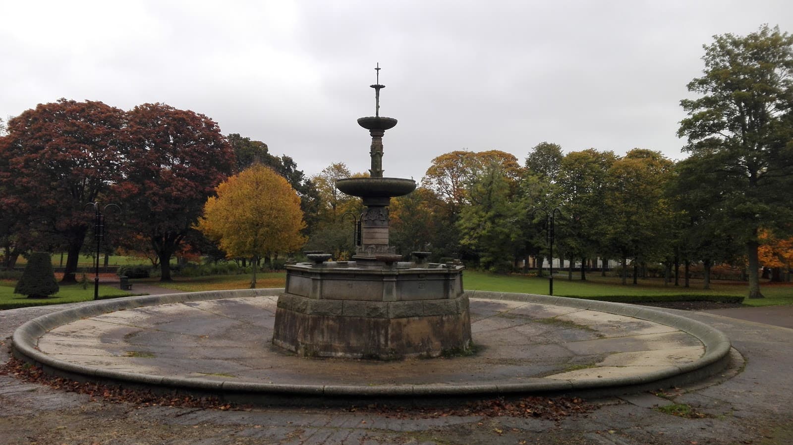 Victoria Park - Image 1