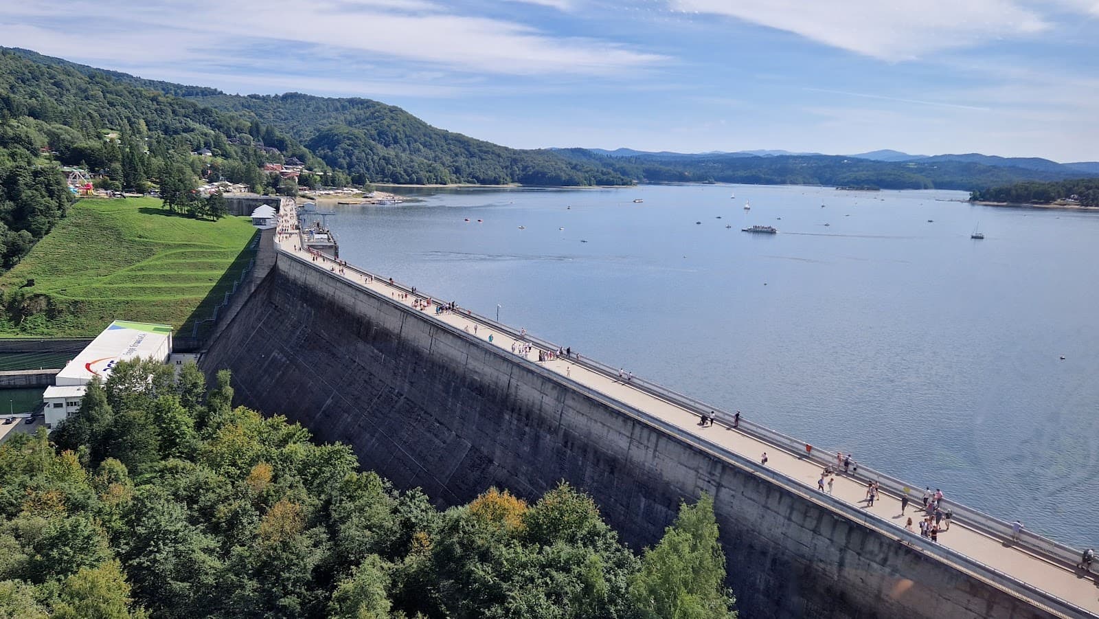 Solina Dam (Lake Solina) - Image 1