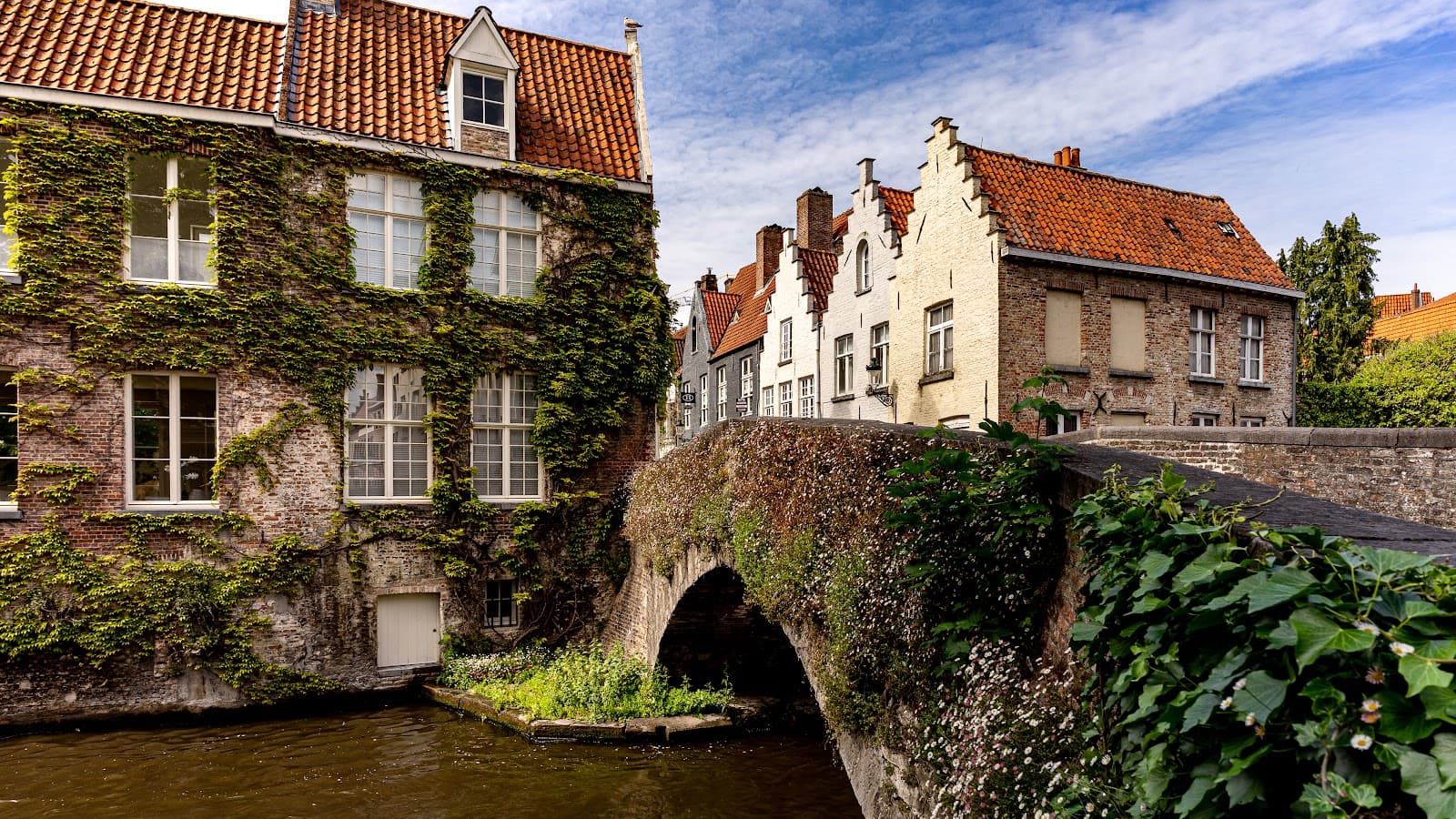Meebrug & Peerdenbrug Bruges - Image 1