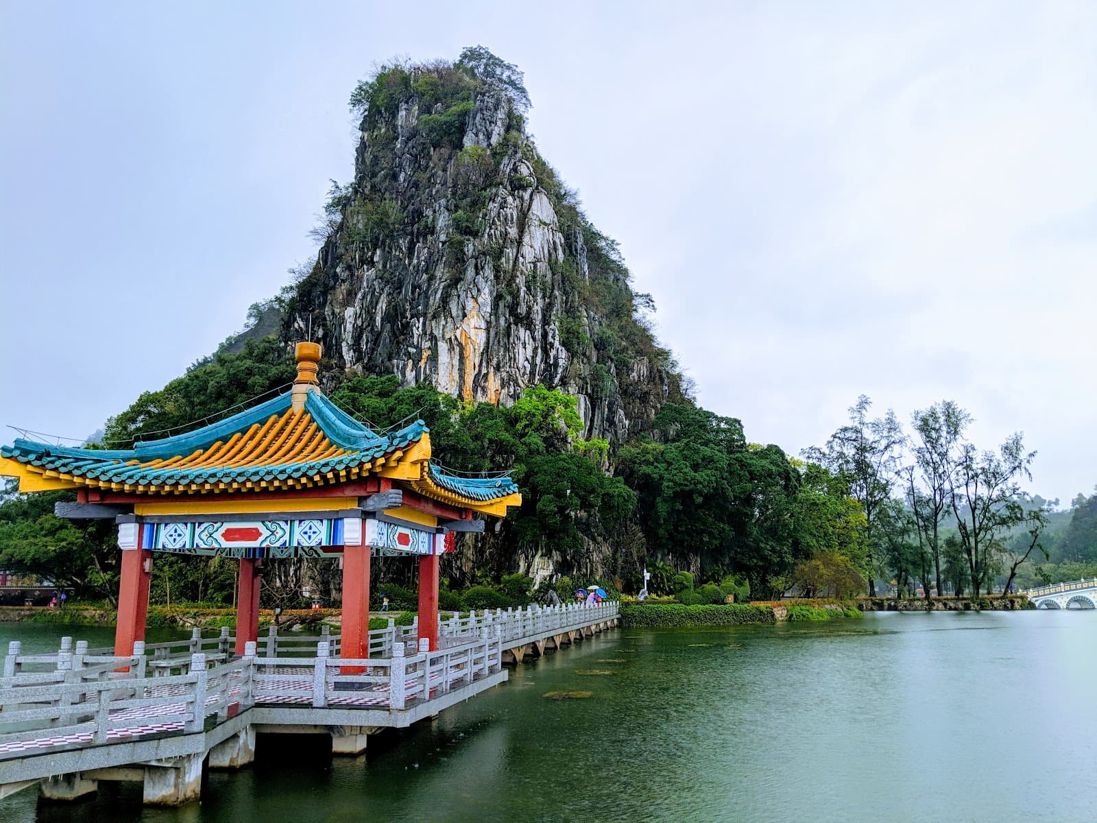 Seven Star Crags Zhaoqing China - Image 1