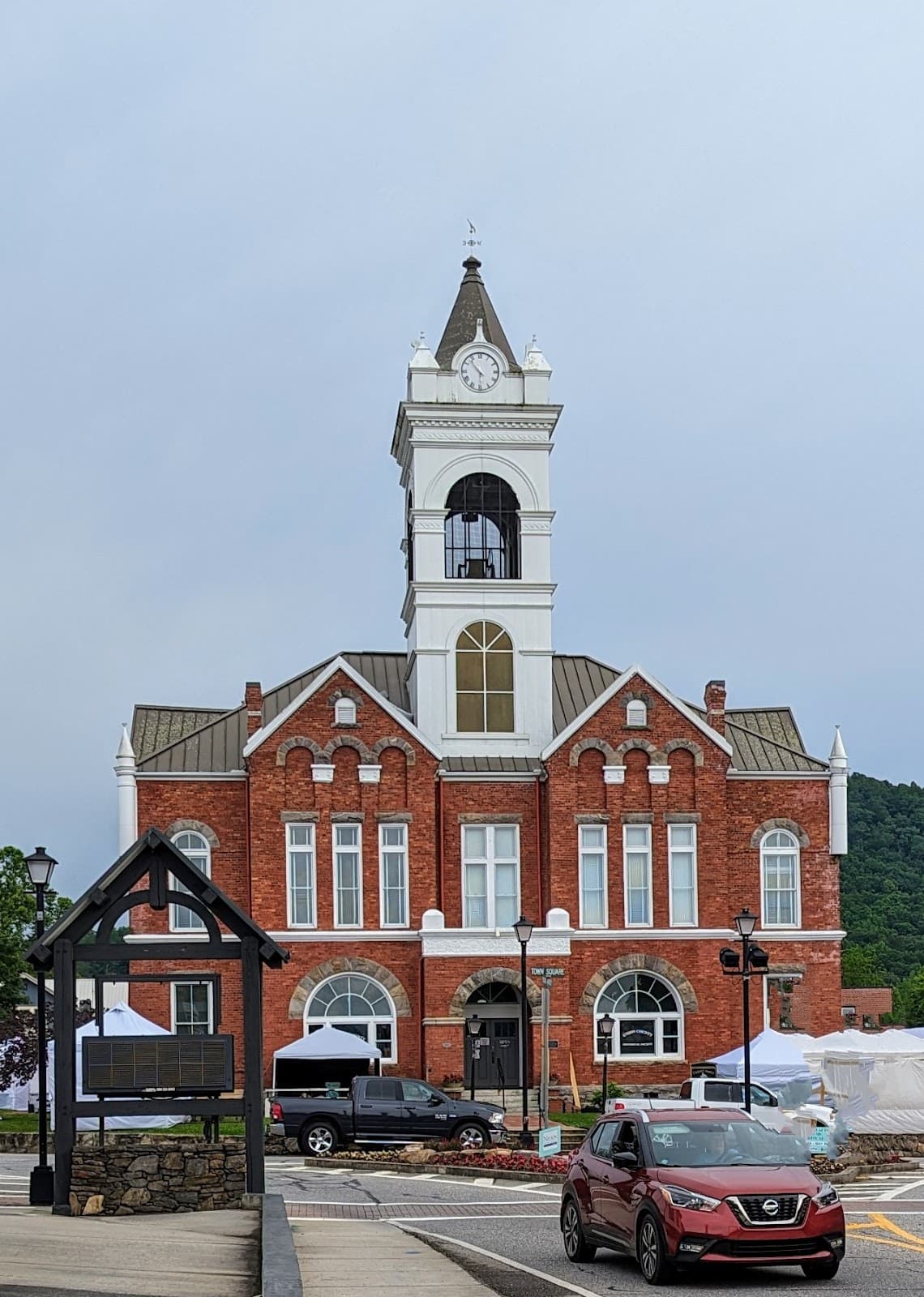 Downtown Blairsville Square - Image 1