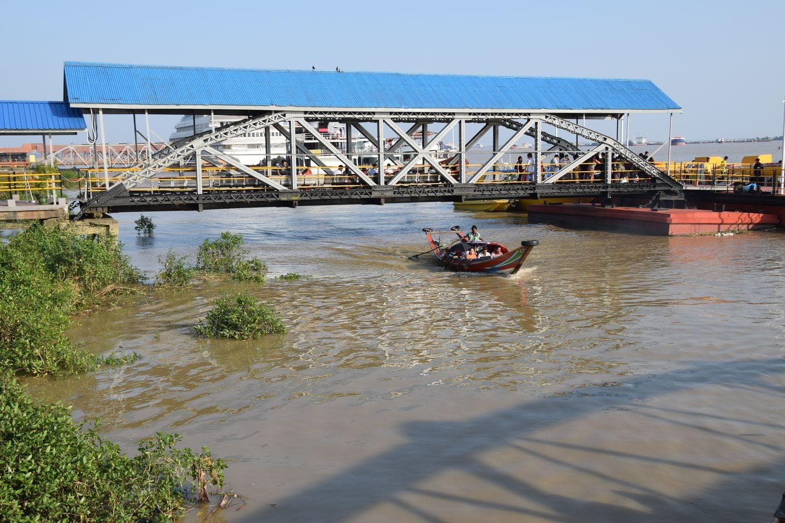 Botahtaung Jetty & Riverfront - Image 1