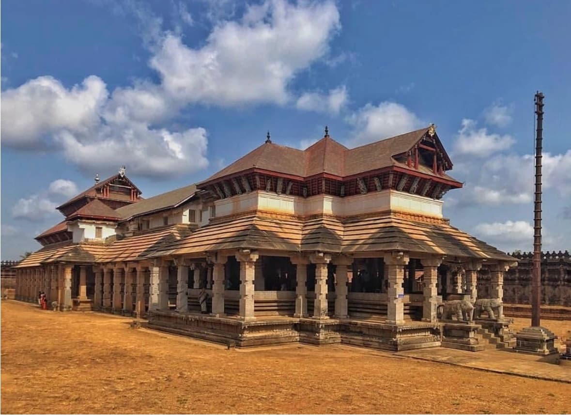 Moodabidri Thousand Pillar Temple - Image 1