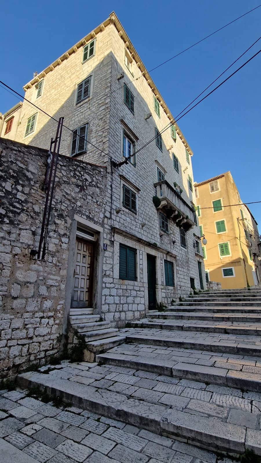 Winding Stone Alleys