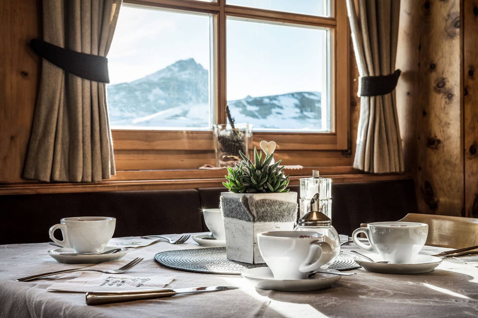 Scenic Hiking & Biking Trails