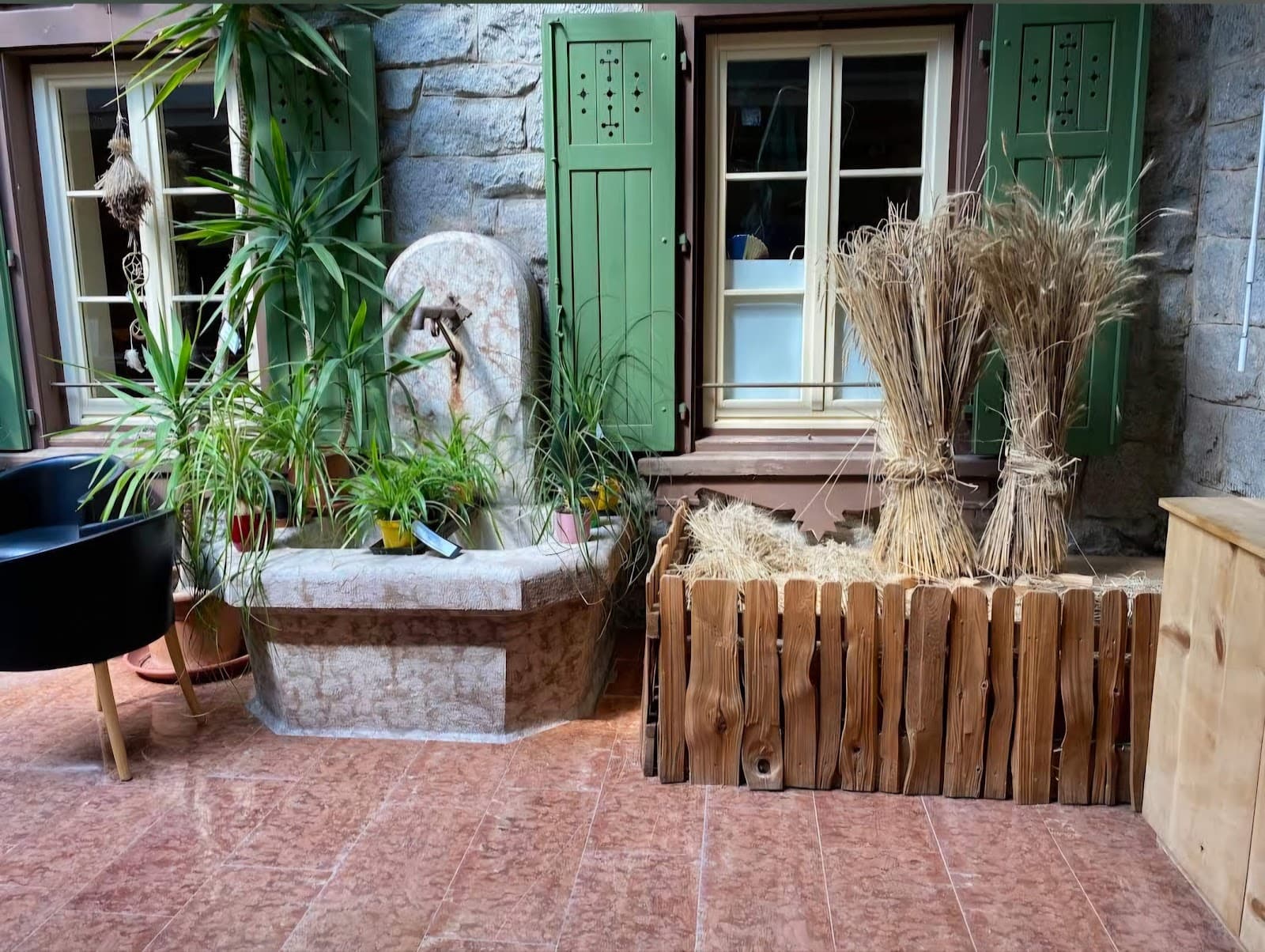 Three Peaks Nature Park Visitor Center - Image 1