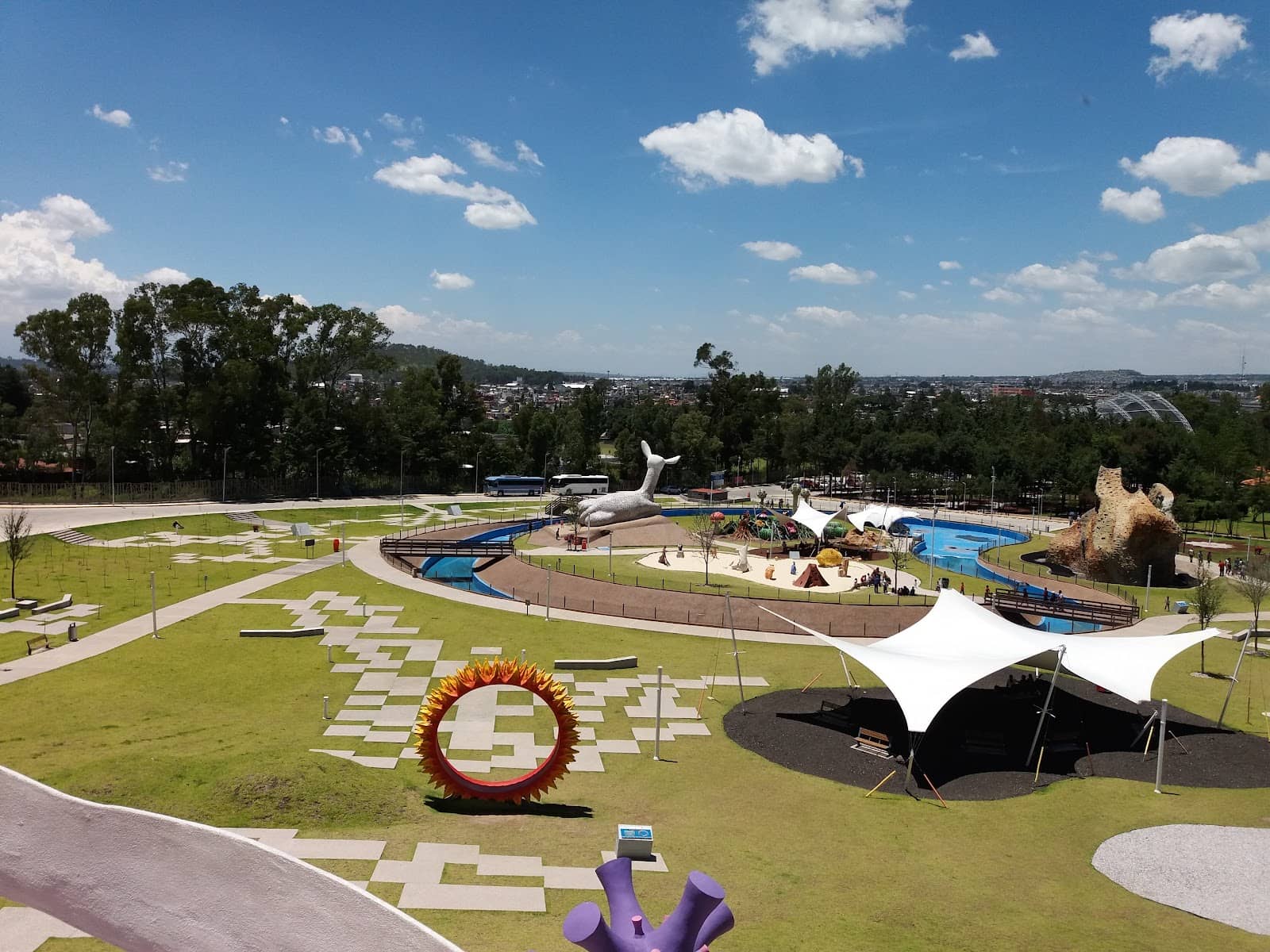 Picnic & Play Areas