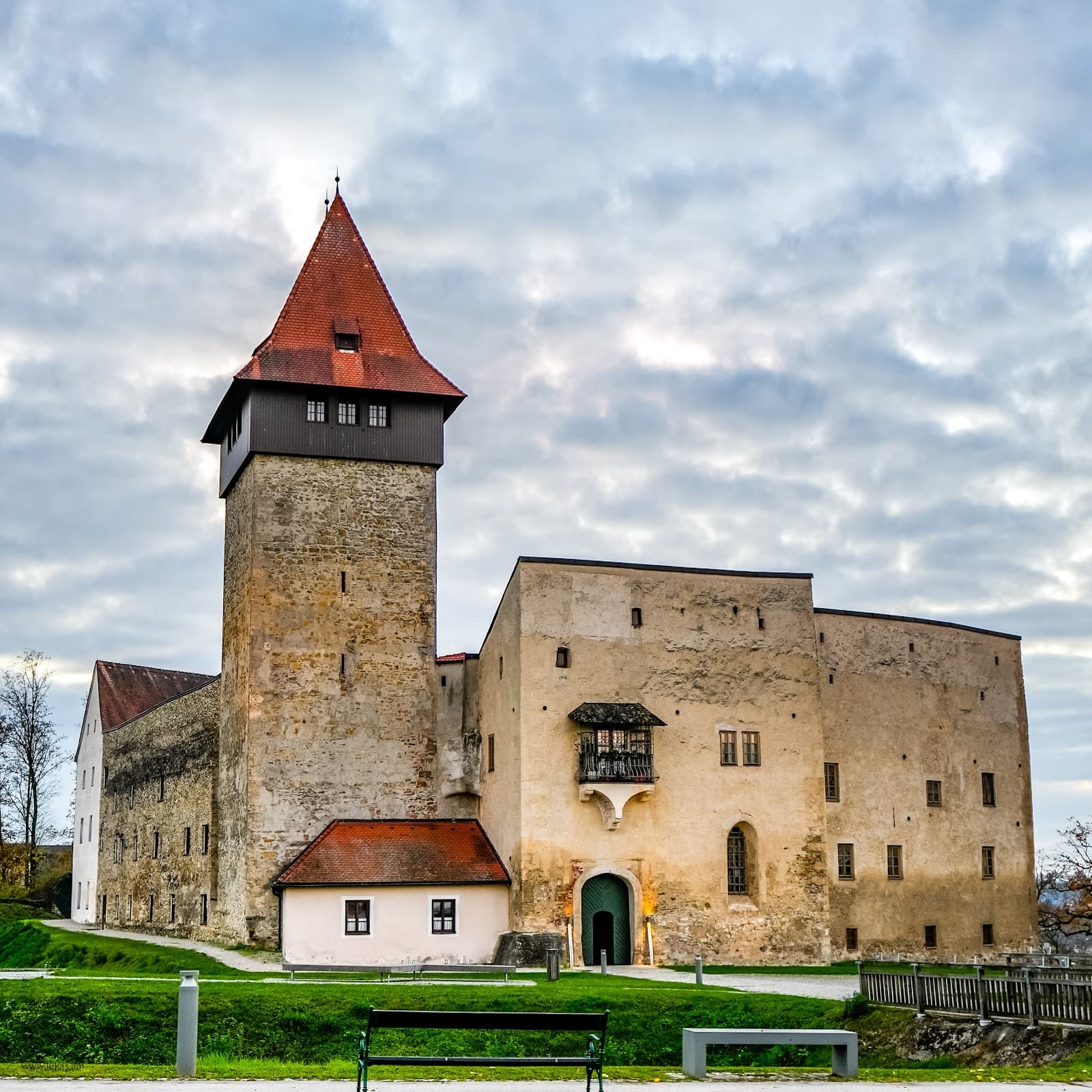 Ulmerfeld Castle - Image 1
