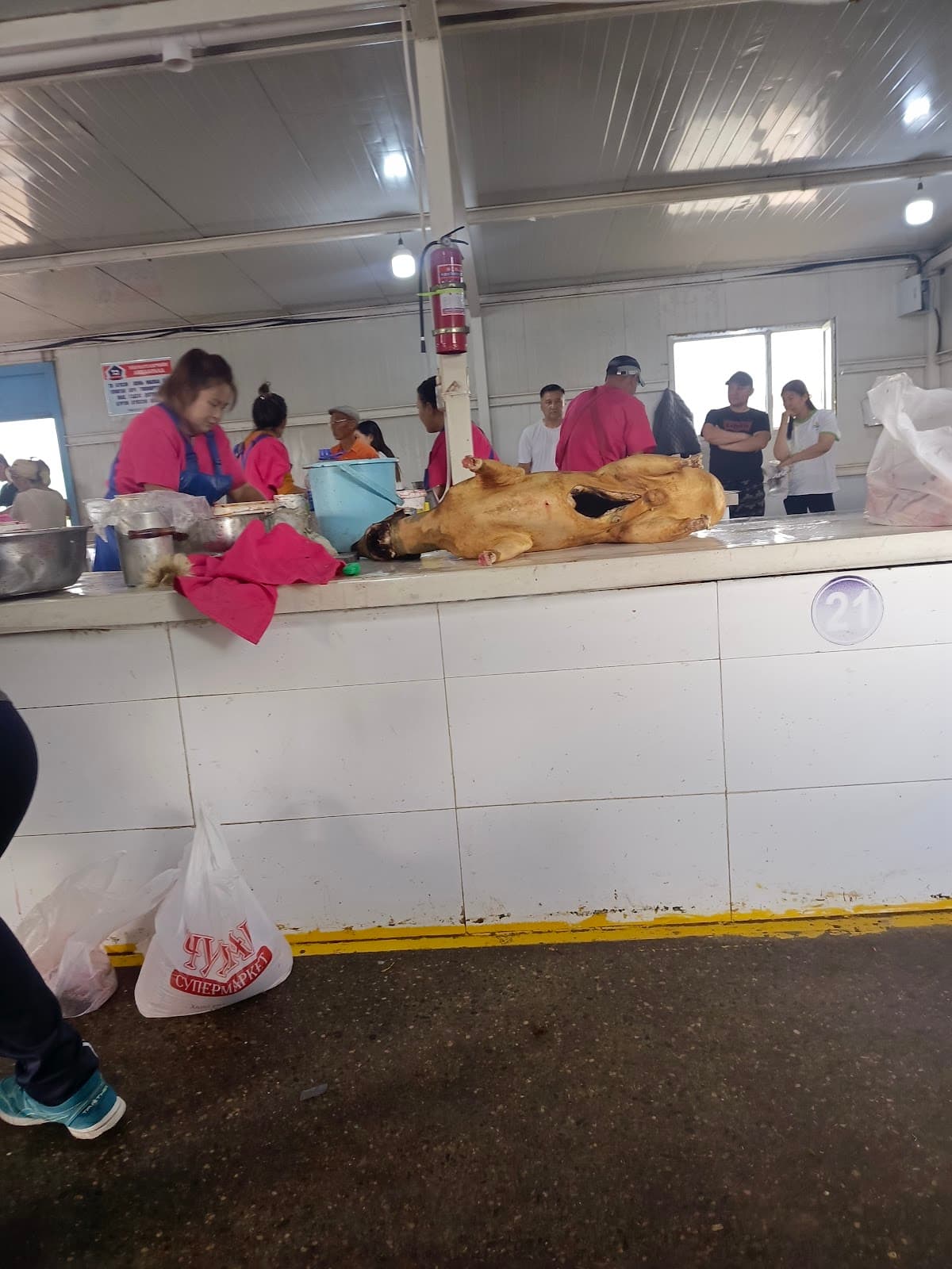 Emeelt Market - Image 1