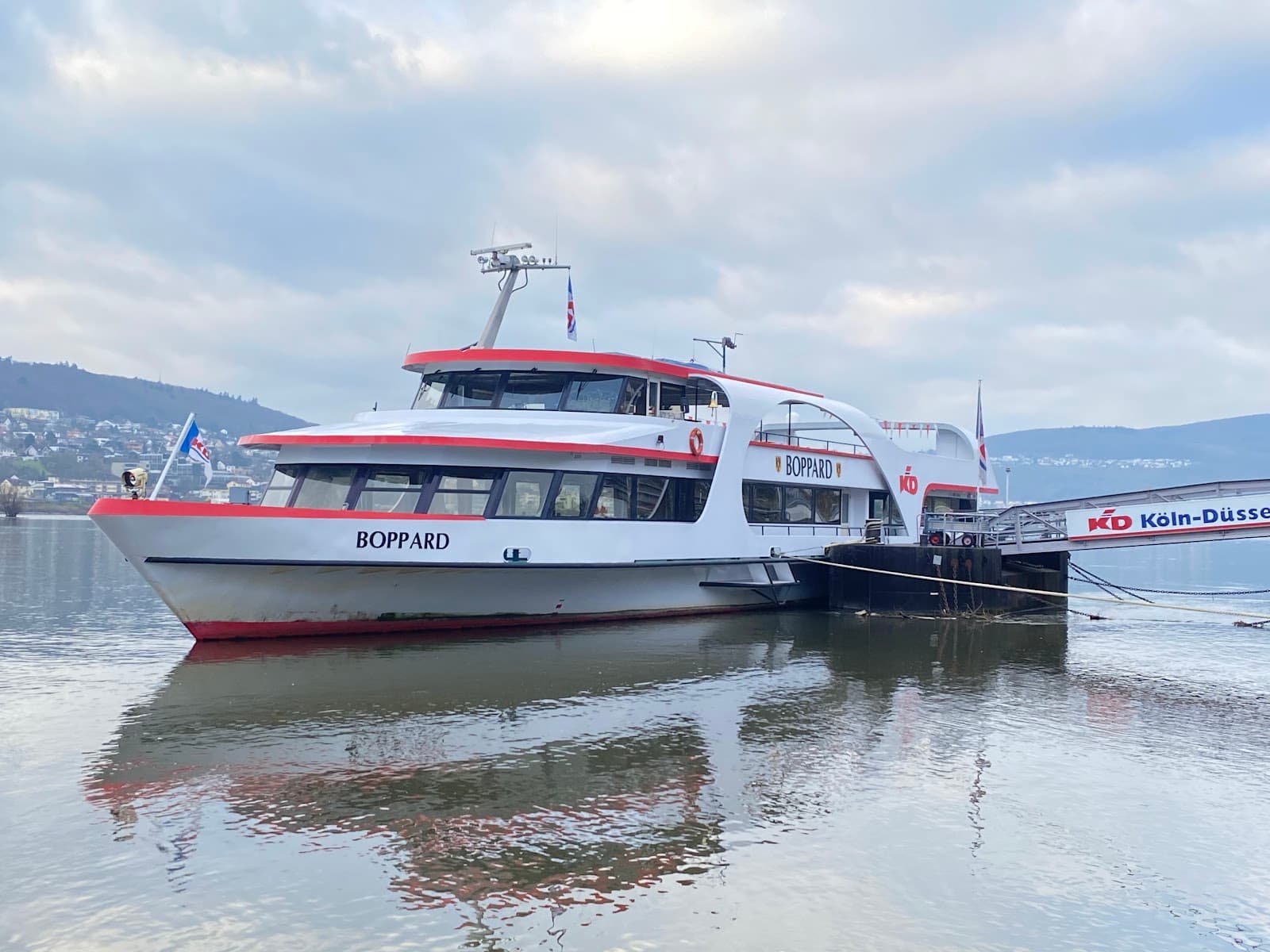 KD Rhine Cruises Rüdesheim Pier - Image 1
