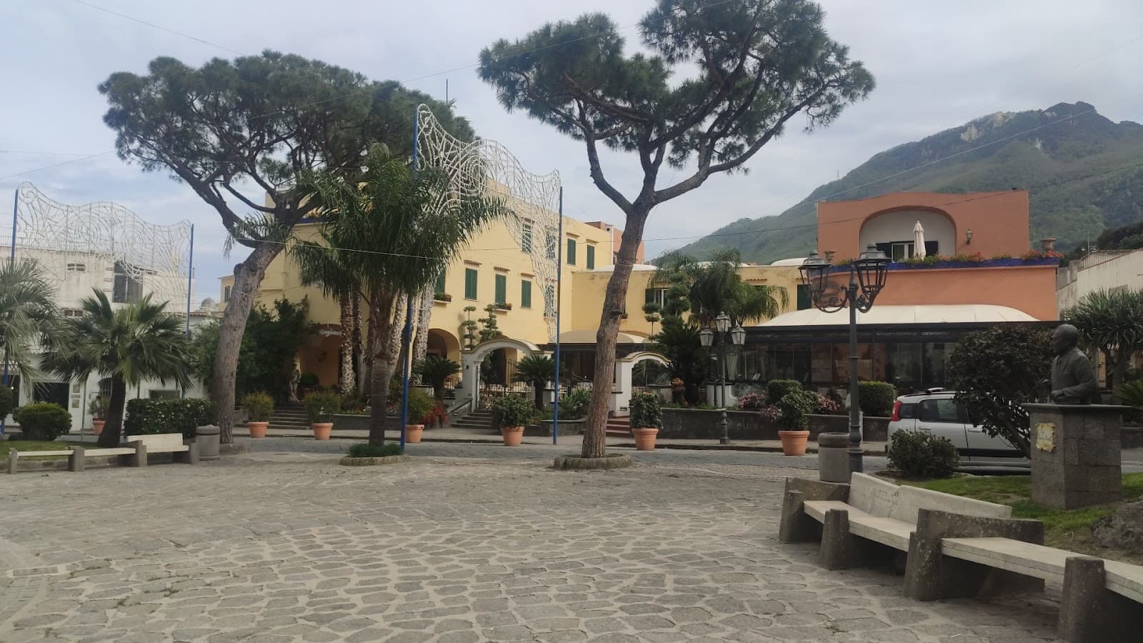 Piazza Santa Restituta - Image 1