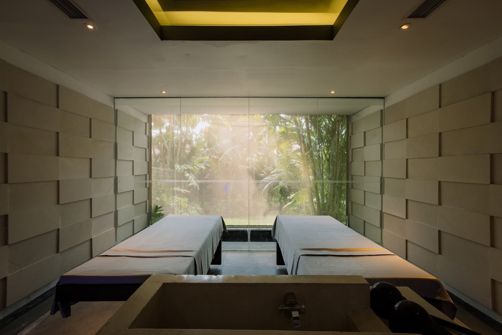 AWAY Spa W Bali Seminyak - Image 1
