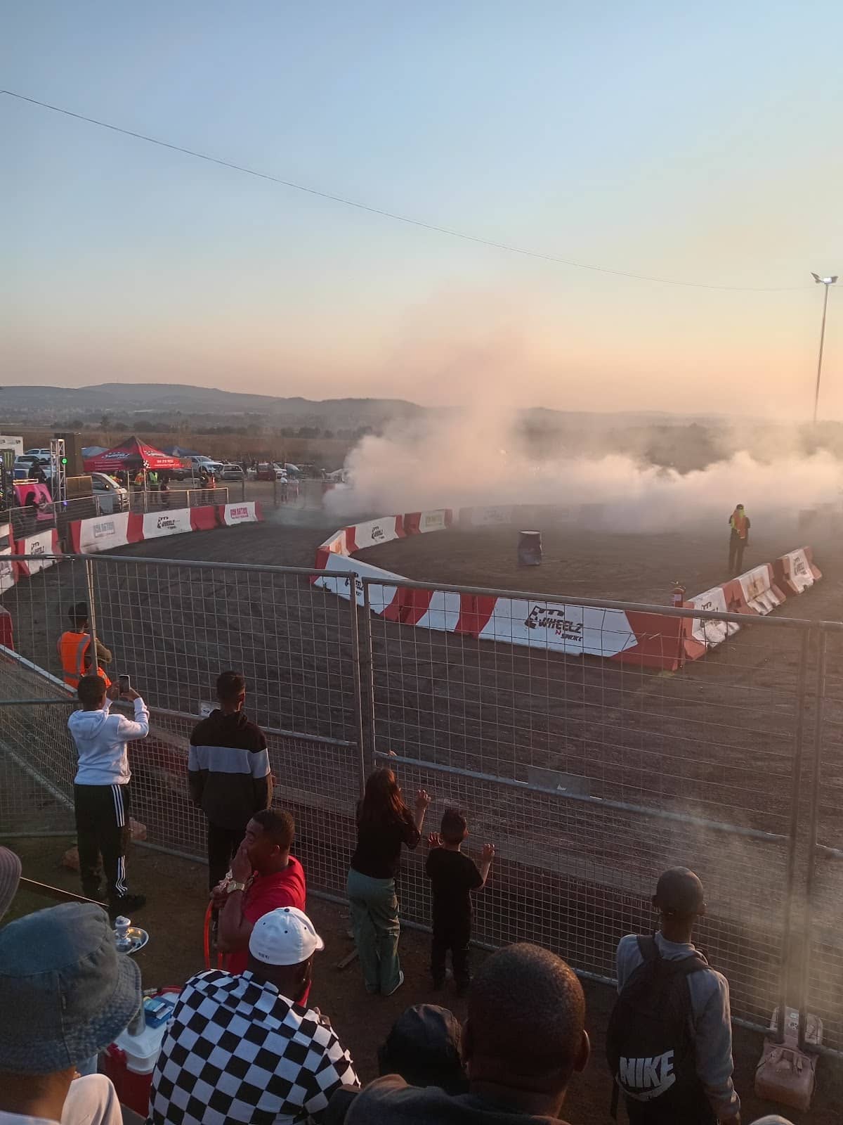 Live Music & Entertainment