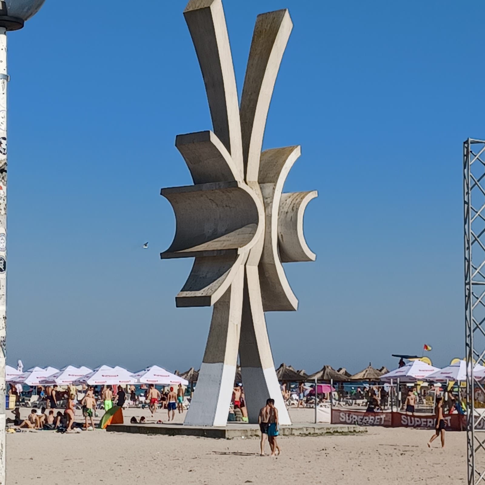 Costinești Obelisk - Image 1