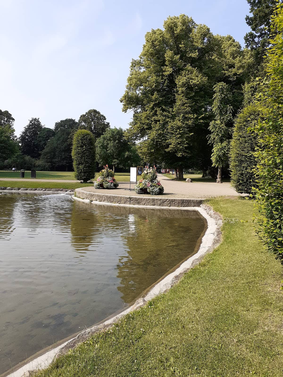 Sculptures and Green Spaces