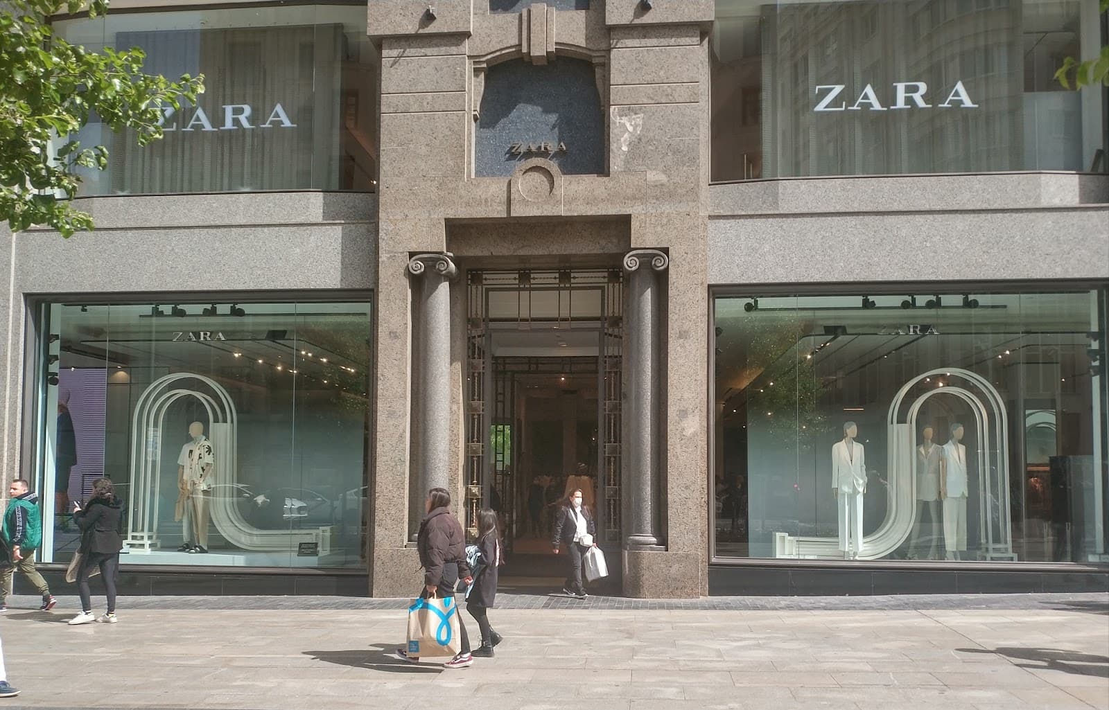 Zara, Madrid - Image 1