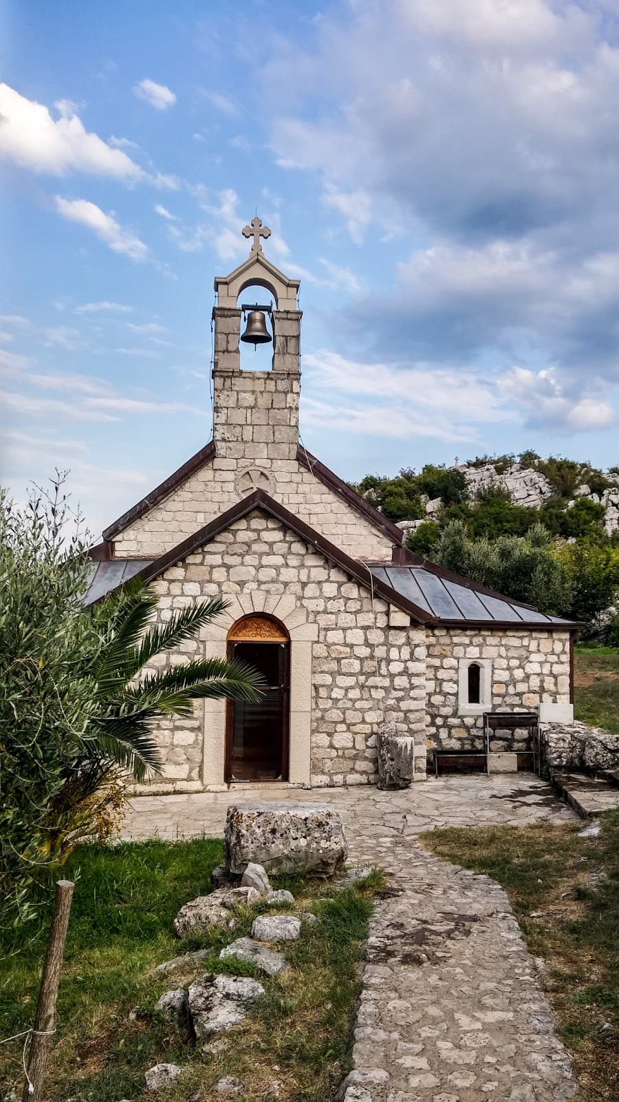 Beška Monastery (Beška Island) - Image 1