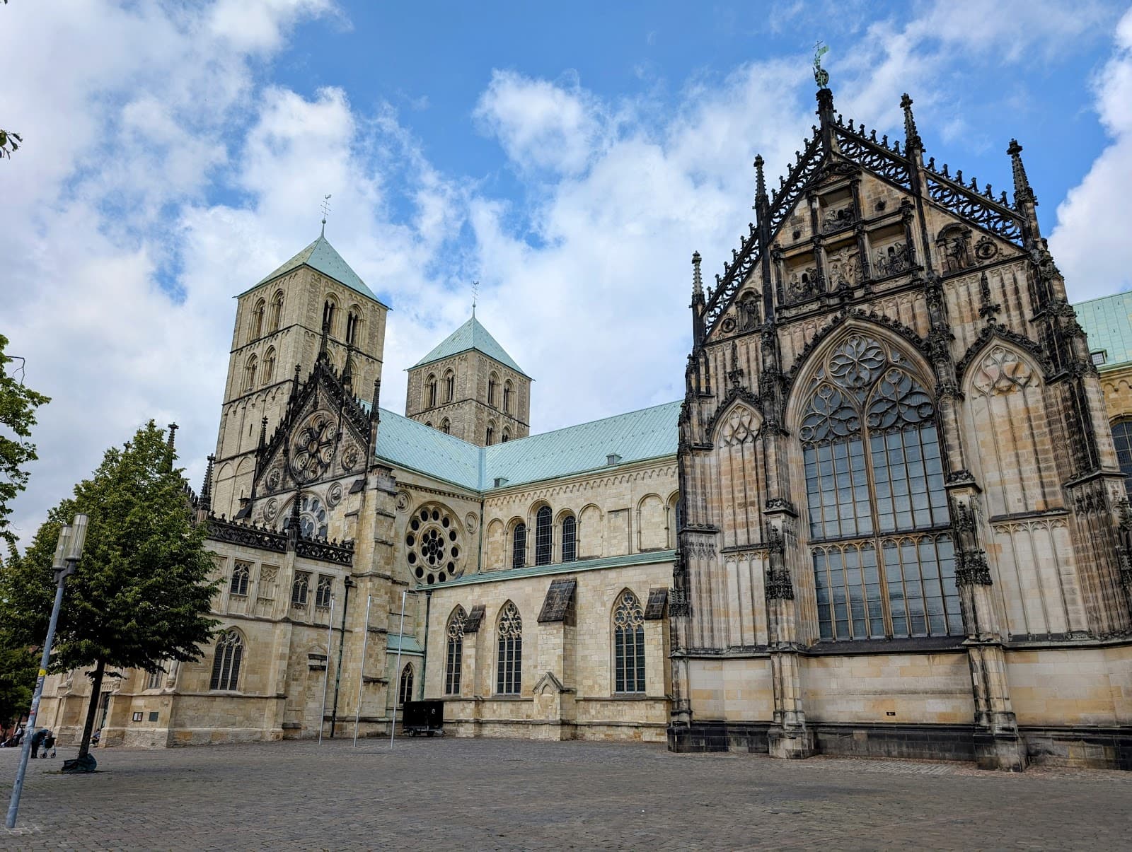 Cathedral Treasury Domkammer - Image 1