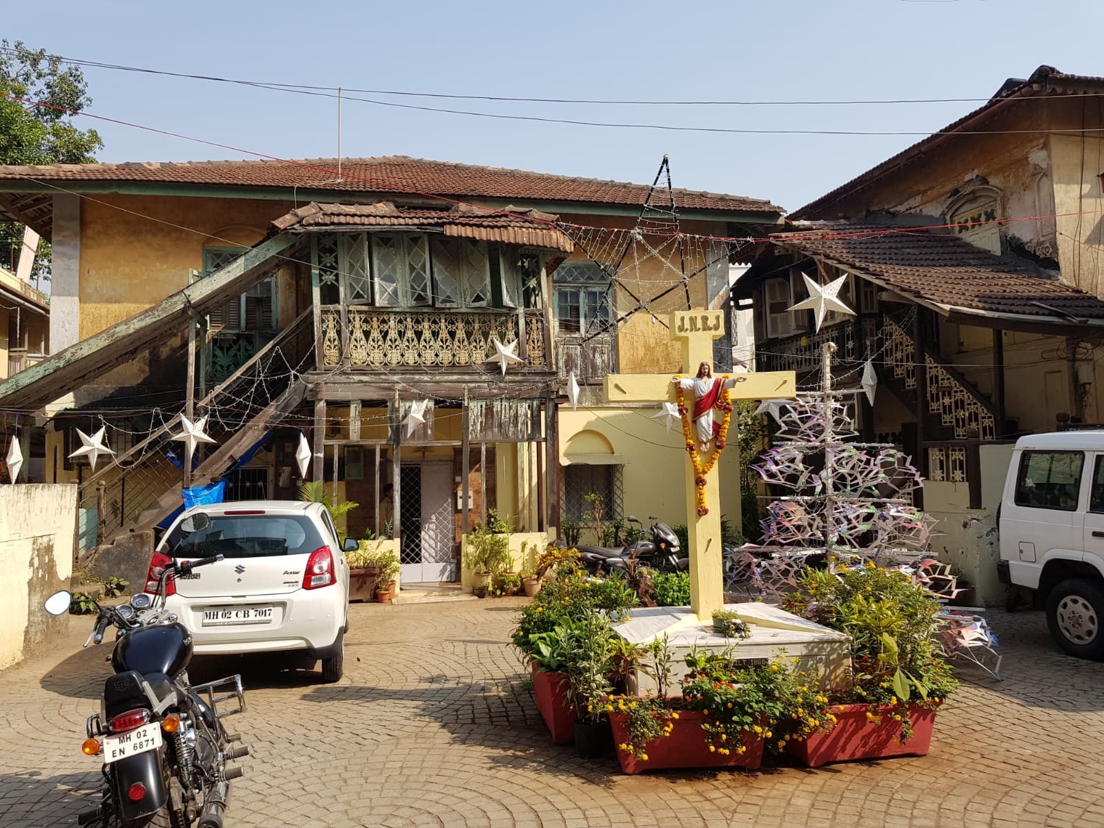 Ranwar Village Bandra - Image 1