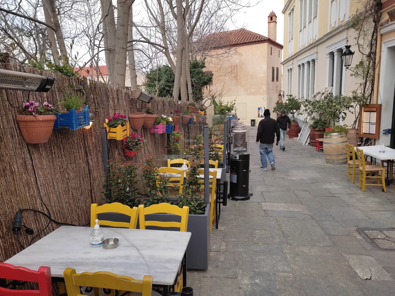 Local Kafenio - Image 1