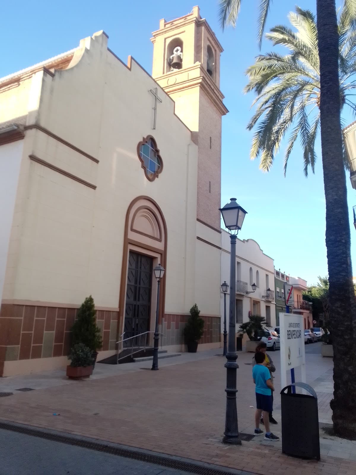 Benipeixcar Neighborhood - Image 1