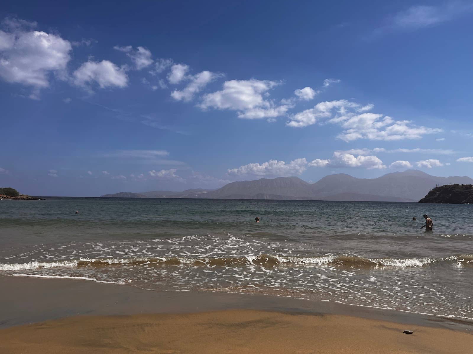 Proximity to Agios Nikolaos