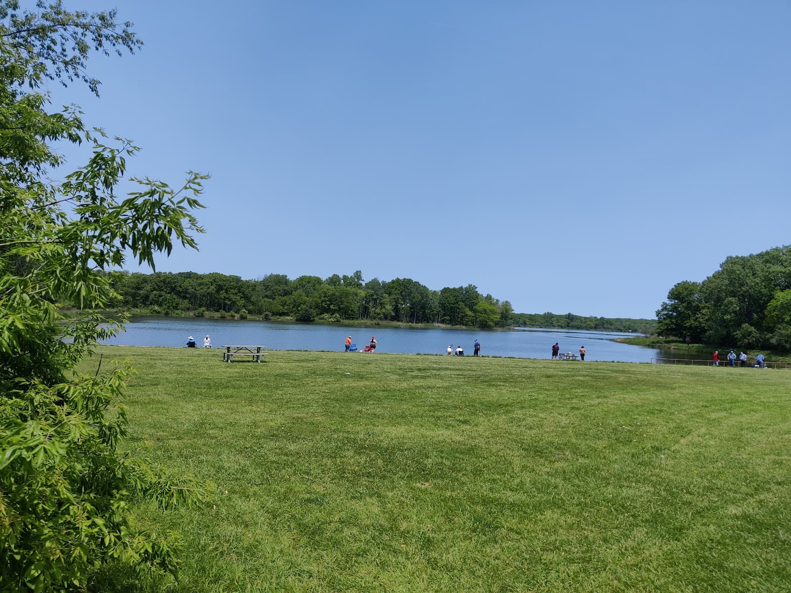 Busse Lake Boating Center - Image 1