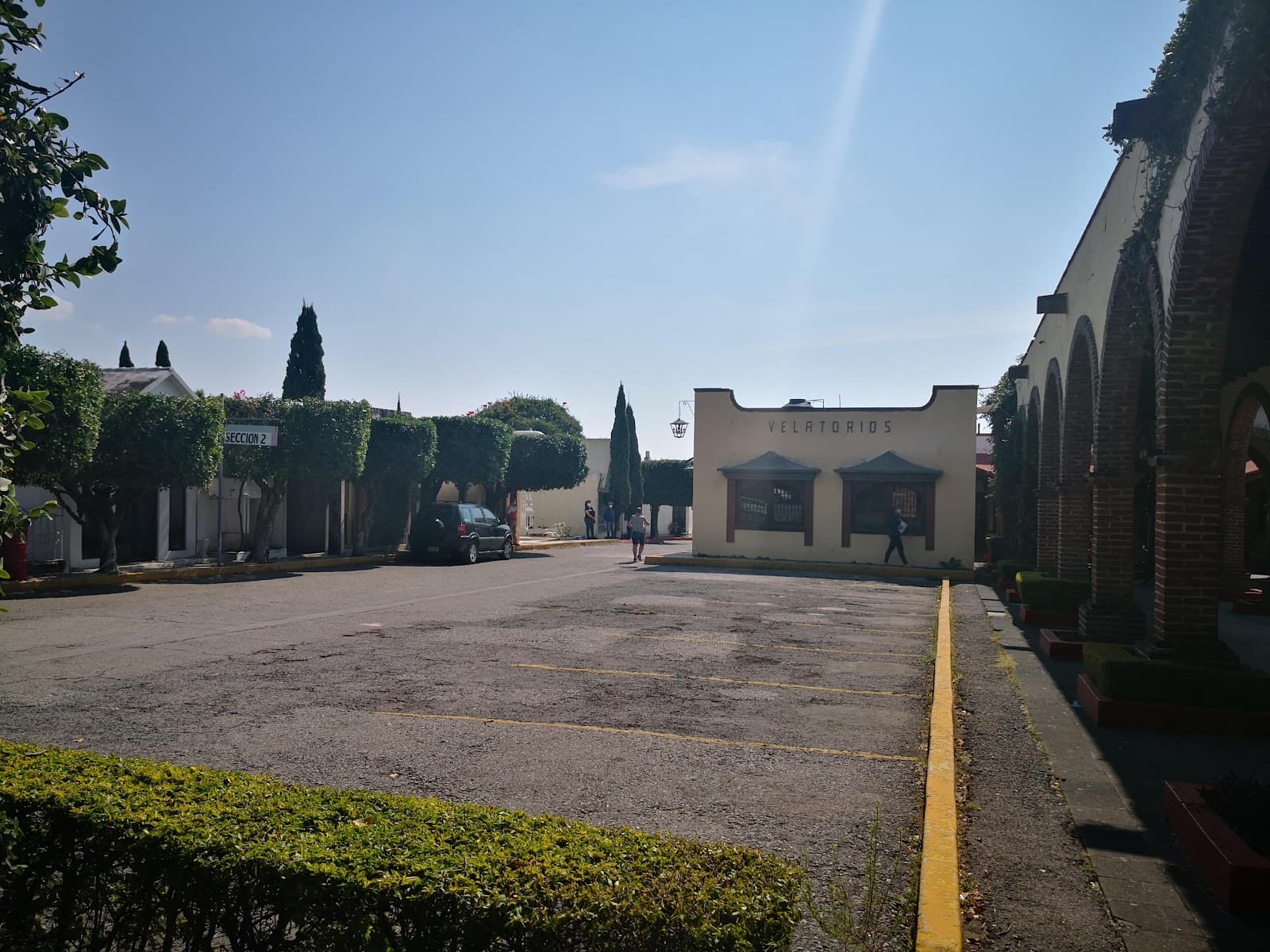 Panteón La Paz - Image 1