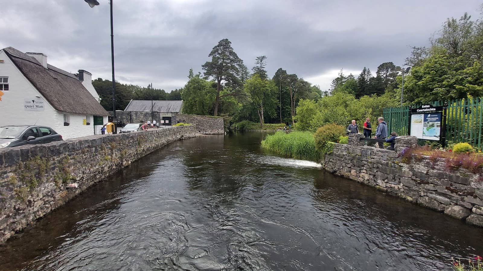 Cong Village